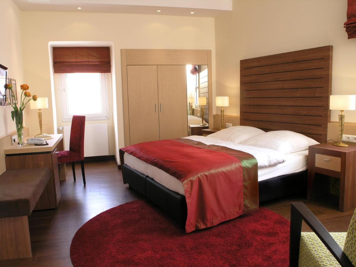 Hotel-Appartement Sonne Gersfeld Zewnętrze zdjęcie